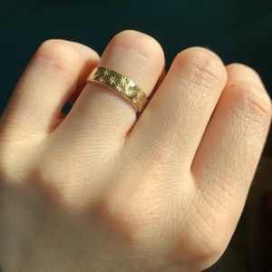 Solid 14k Gold Etched Engraved Celestial Star Pattern Wide Ring Band Size 5.5